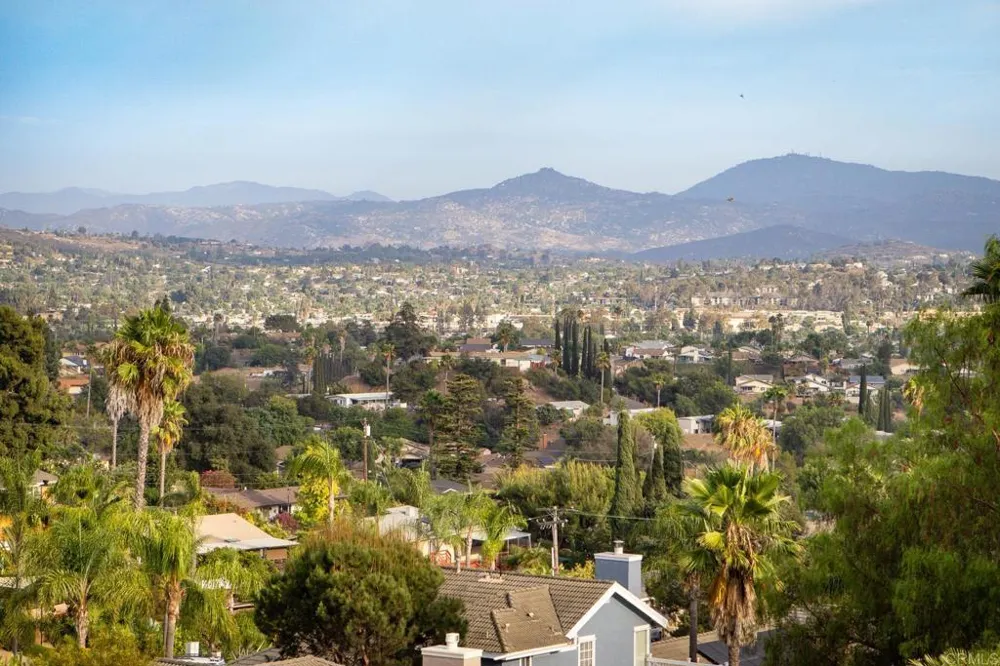 1684 Hubbard Place Escondido, CA 92027