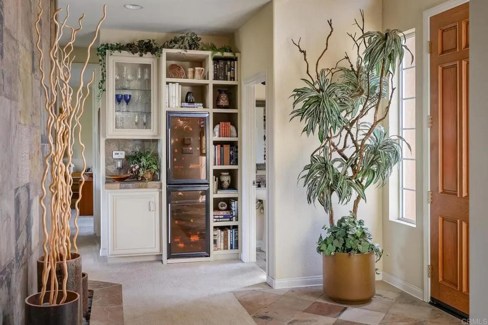 1684 Hubbard Place Escondido, CA 92027
