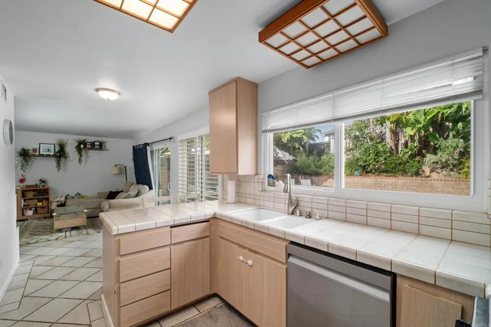 1015 Sparrow Ct San Marcos, CA 82078