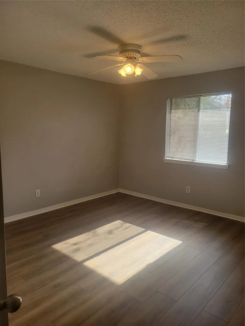 3046 Mosby Drive Sugar Land, TX 77479