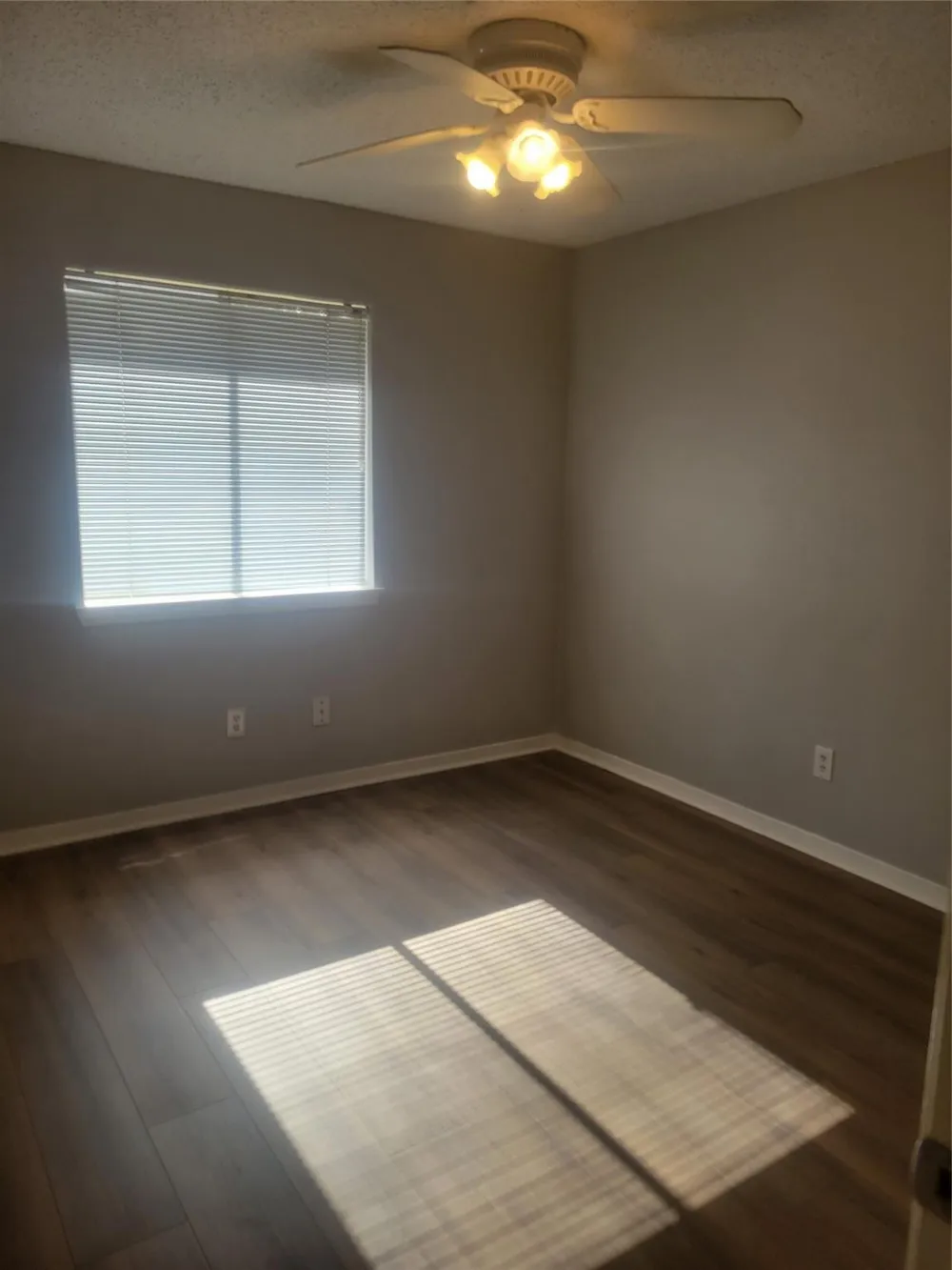 3046 Mosby Drive Sugar Land, TX 77479