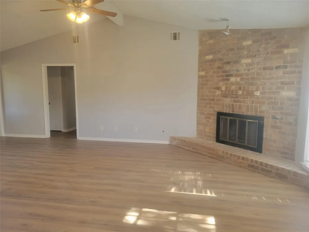 3046 Mosby Drive Sugar Land, TX 77479