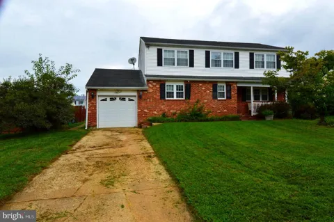 35 VALLEY FORGE COURT