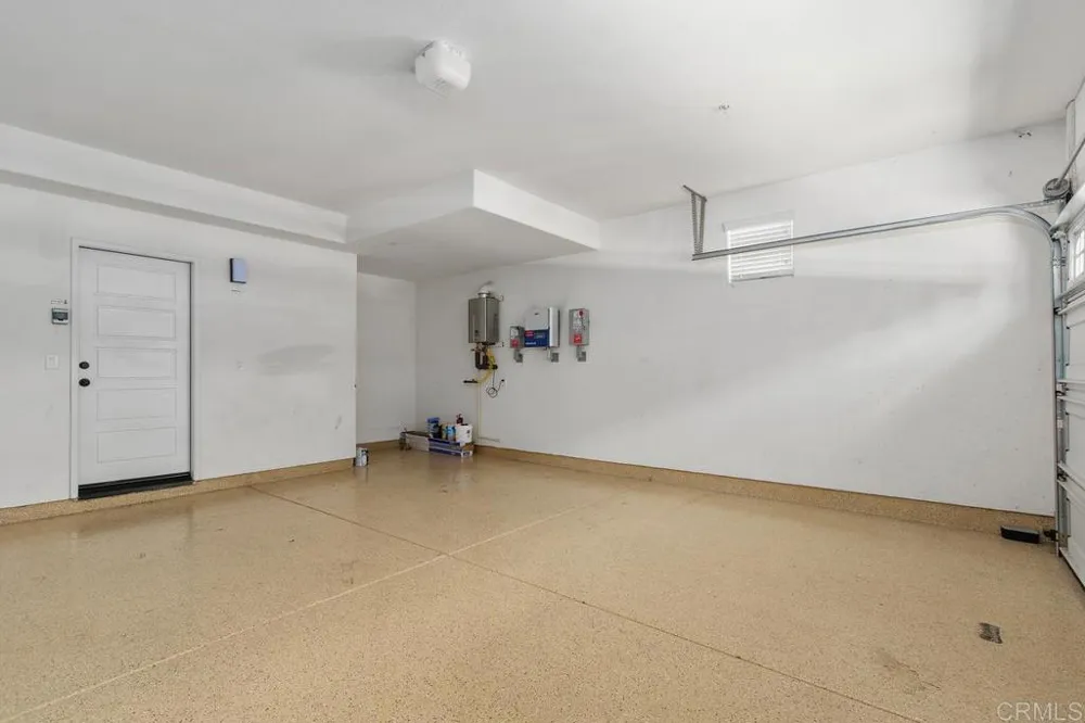 28067 Calle Bonita Temecula, CA 92592