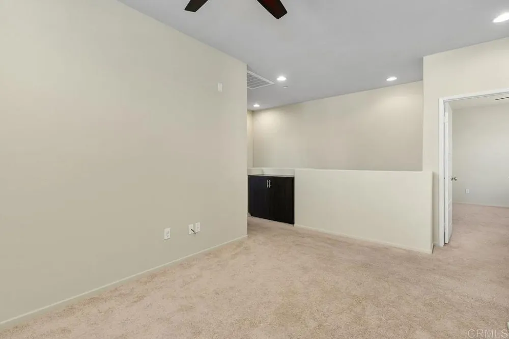 28067 Calle Bonita Temecula, CA 92592