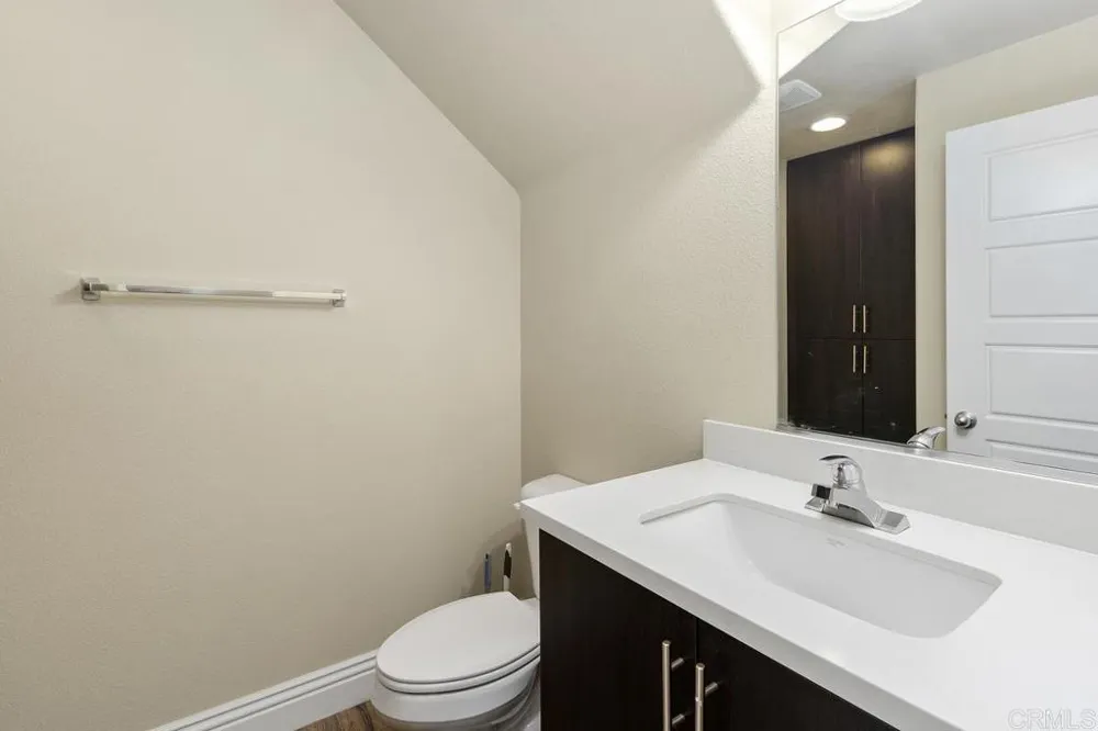 28067 Calle Bonita Temecula, CA 92592