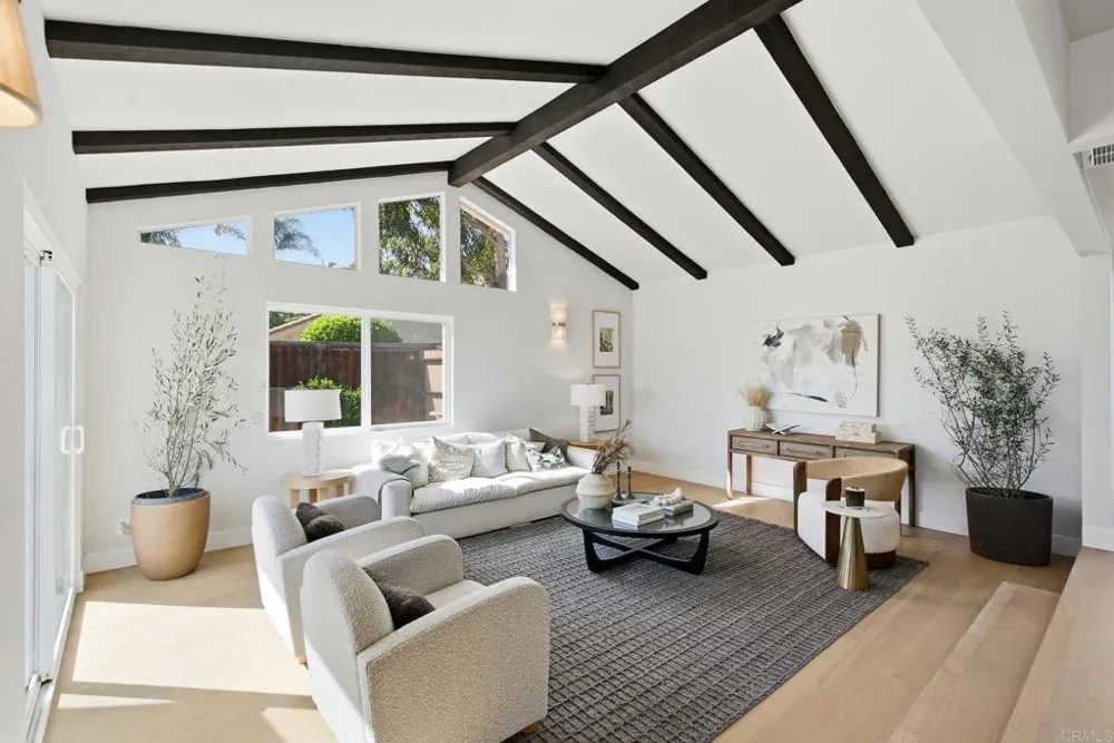 2712 Mateo Place Carlsbad, CA 92009