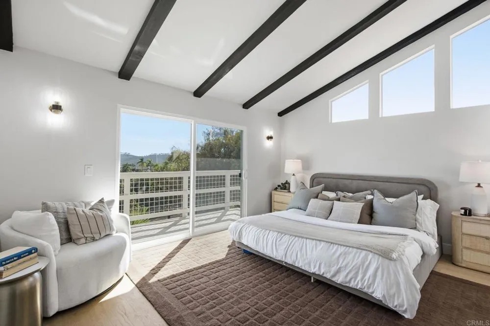 2712 Mateo Place Carlsbad, CA 92009