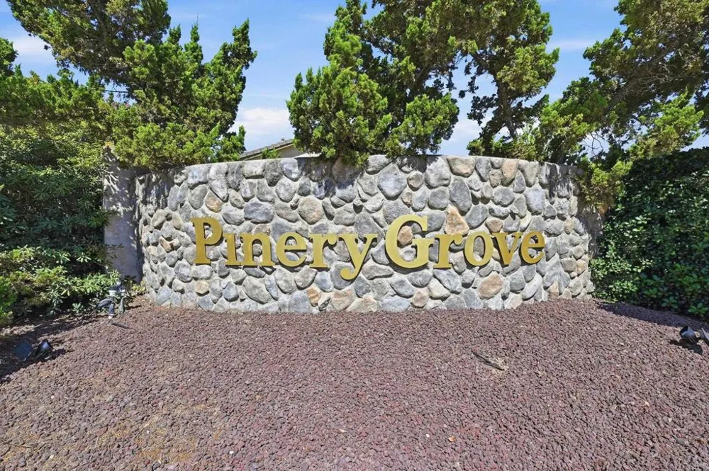 10260 Pinon Place Lakeside, CA 92040