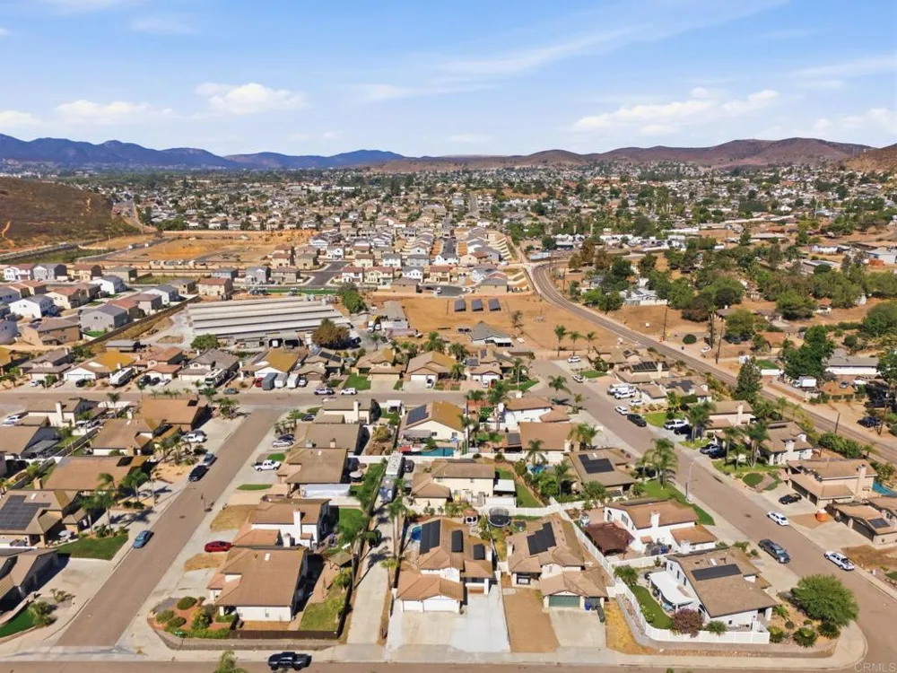 10260 Pinon Place Lakeside, CA 92040
