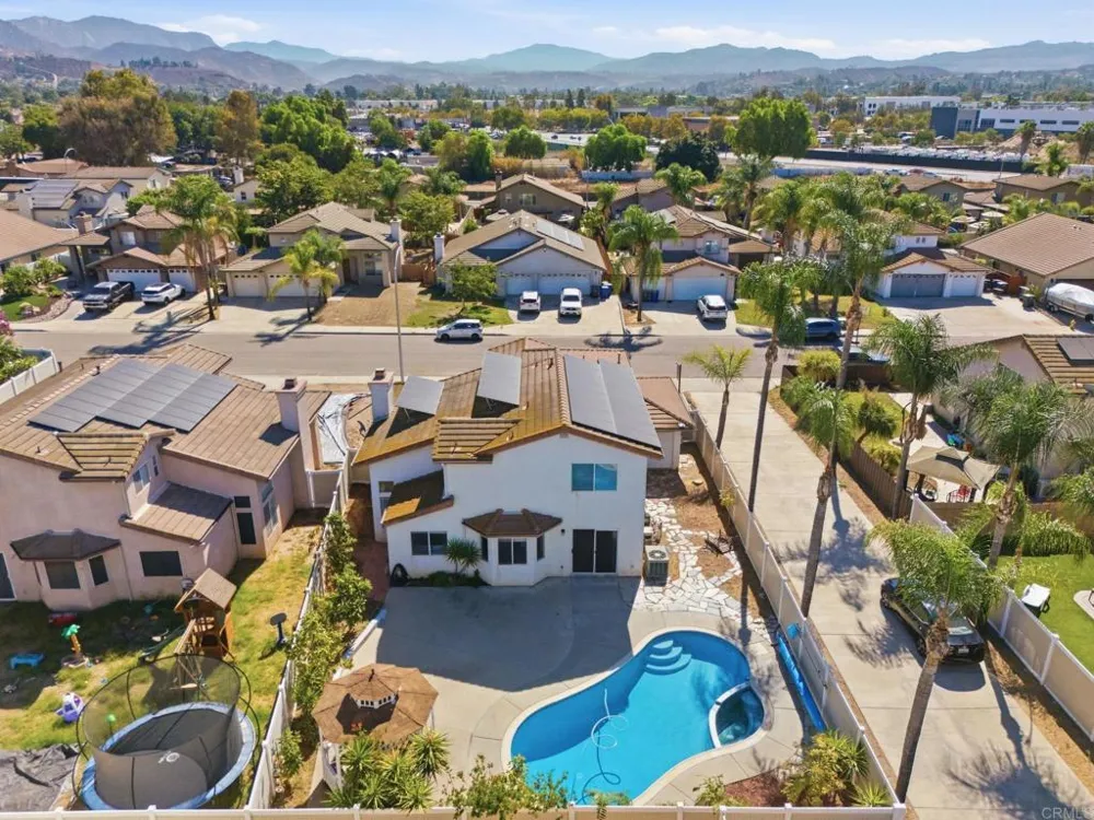 10260 Pinon Place Lakeside, CA 92040