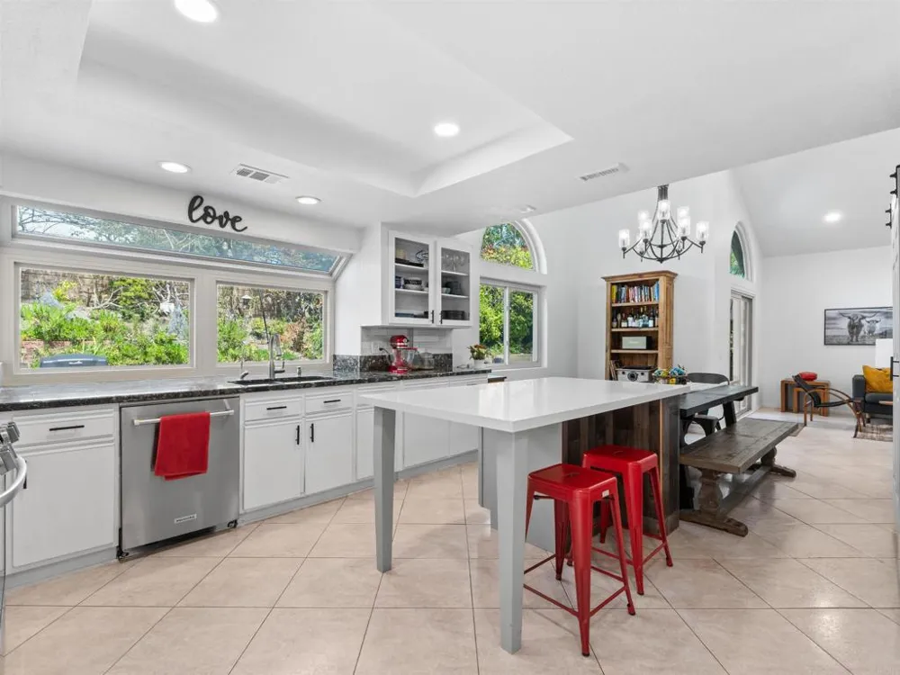 1523 Madrid Drive Vista, CA 92081