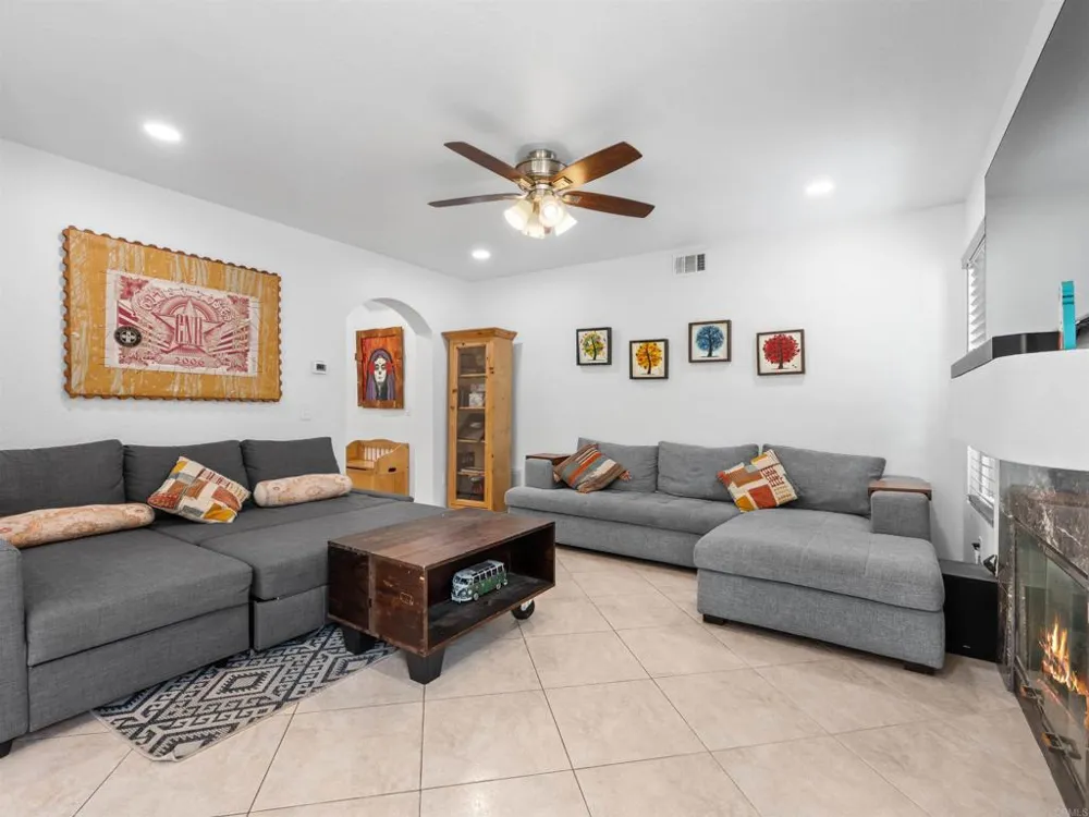 1523 Madrid Drive Vista, CA 92081