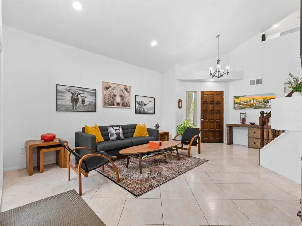 1523 Madrid Drive Vista, CA 92081
