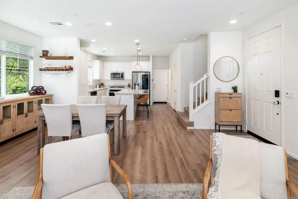 203 Silver Fir Court Vista, CA 92083