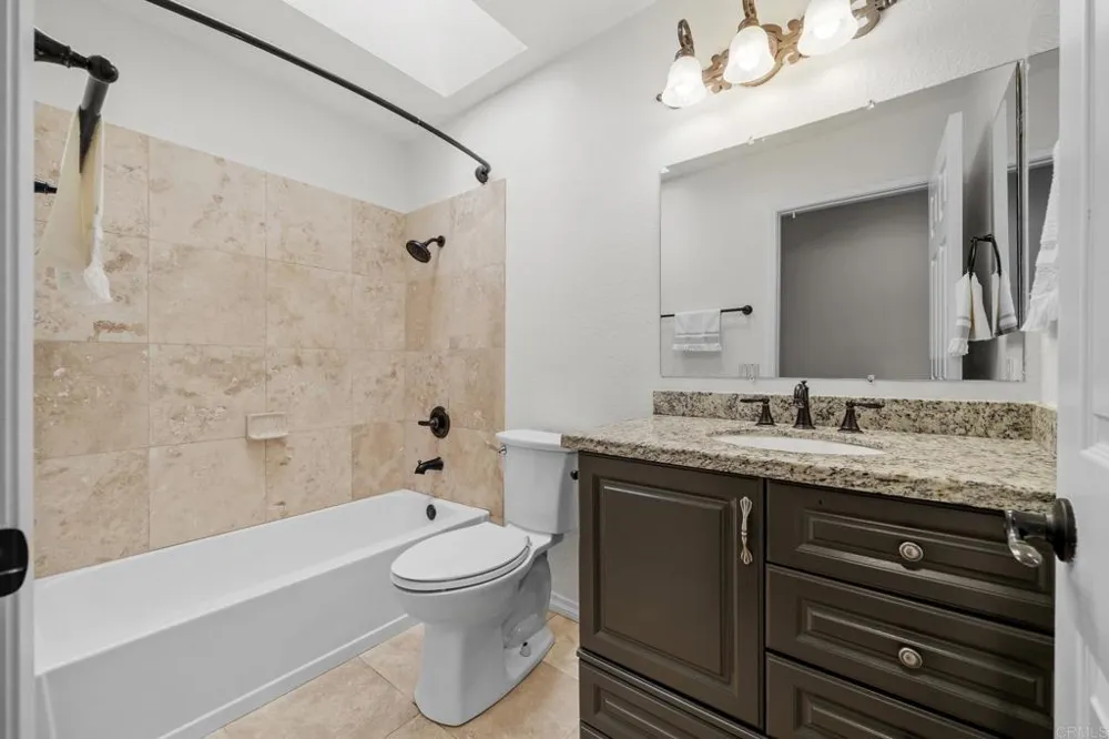 3361 Par Dr Oceanside, CA 92056