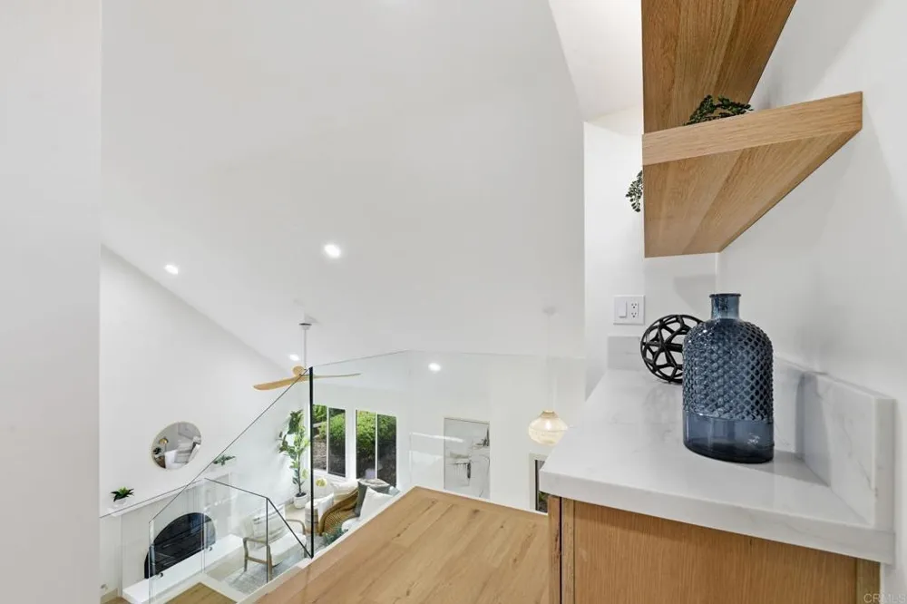 1744 Village Run Encinitas, CA 92024