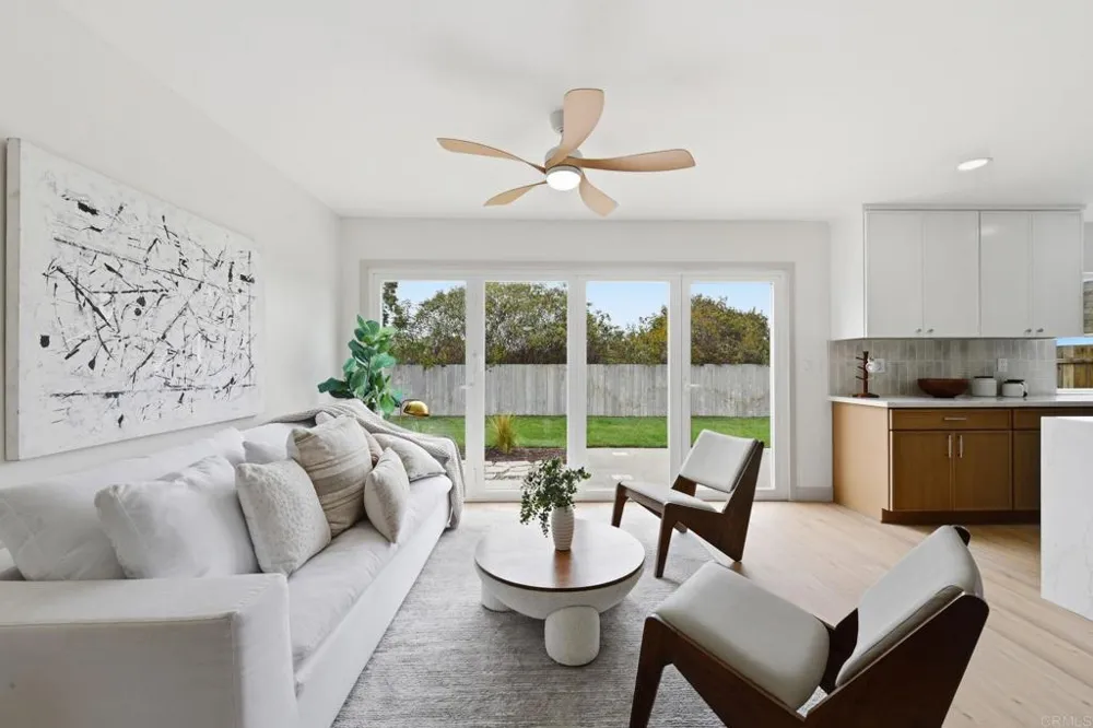 1744 Village Run Encinitas, CA 92024