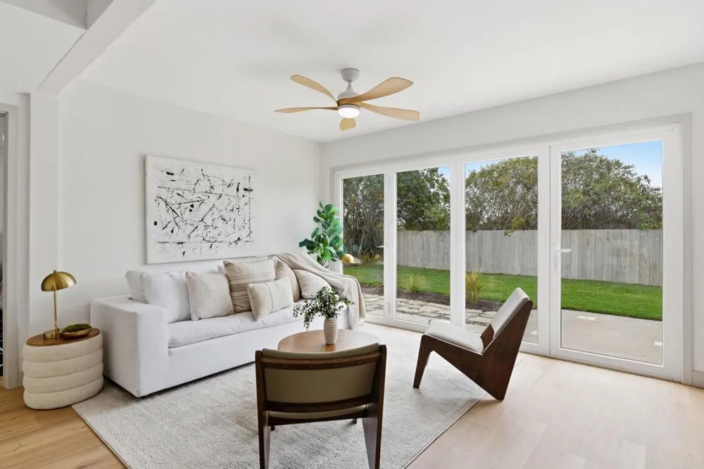 1744 Village Run Encinitas, CA 92024