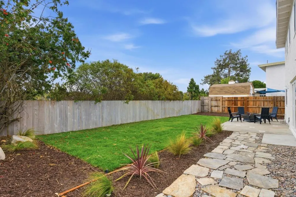 1744 Village Run Encinitas, CA 92024