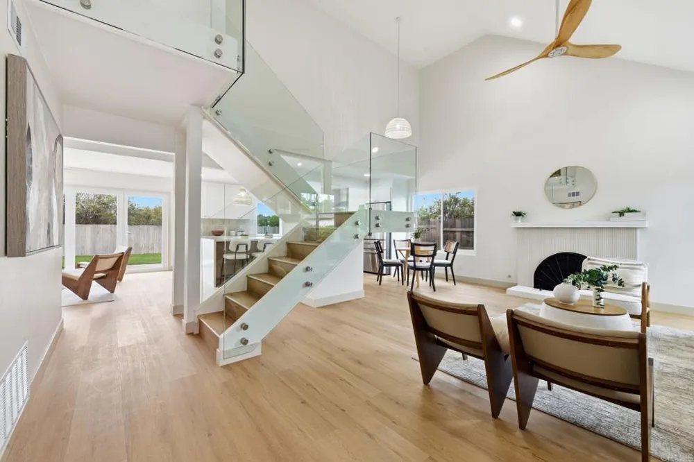 1744 Village Run Encinitas, CA 92024