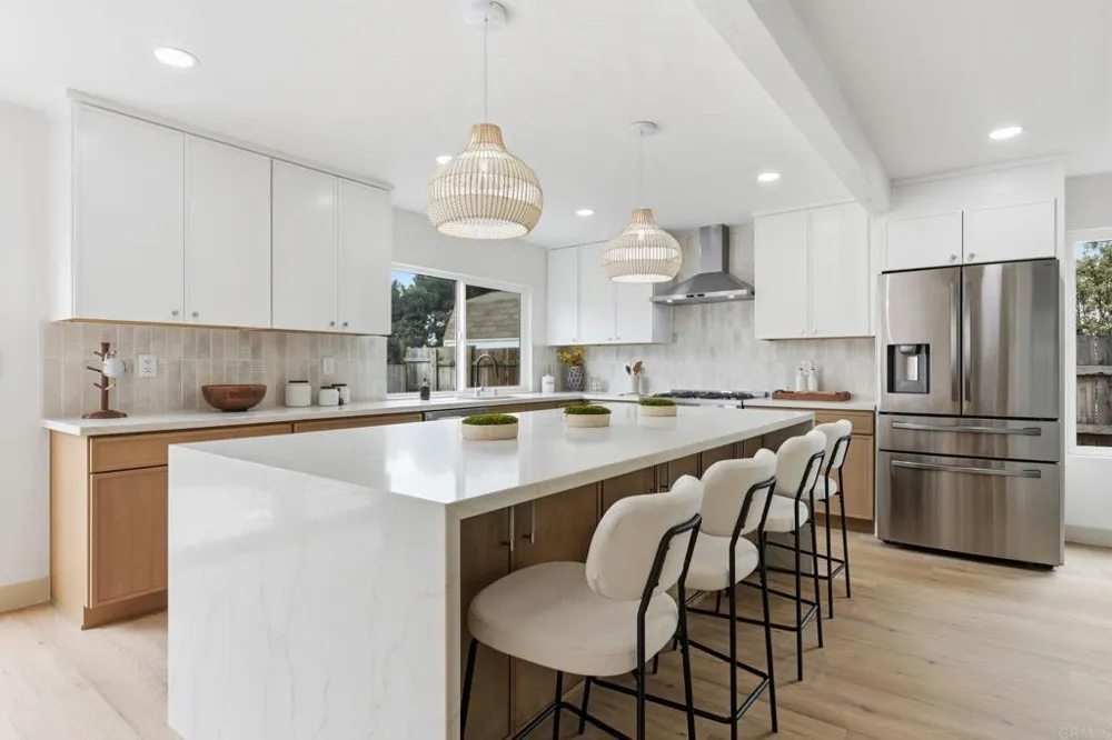 1744 Village Run Encinitas, CA 92024