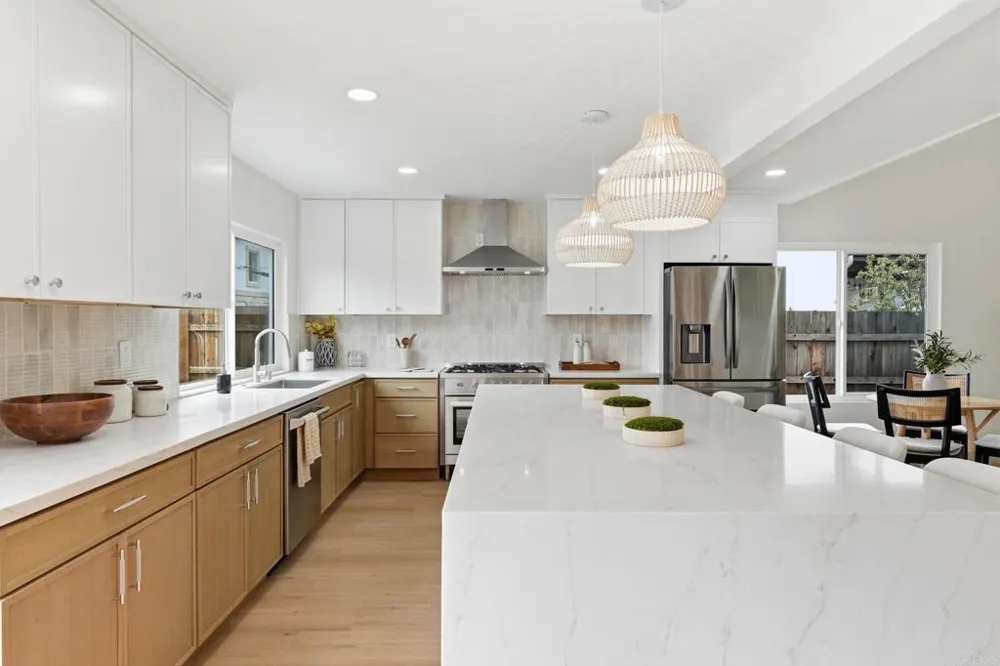1744 Village Run Encinitas, CA 92024