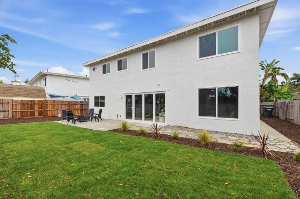 1744 Village Run Encinitas, CA 92024