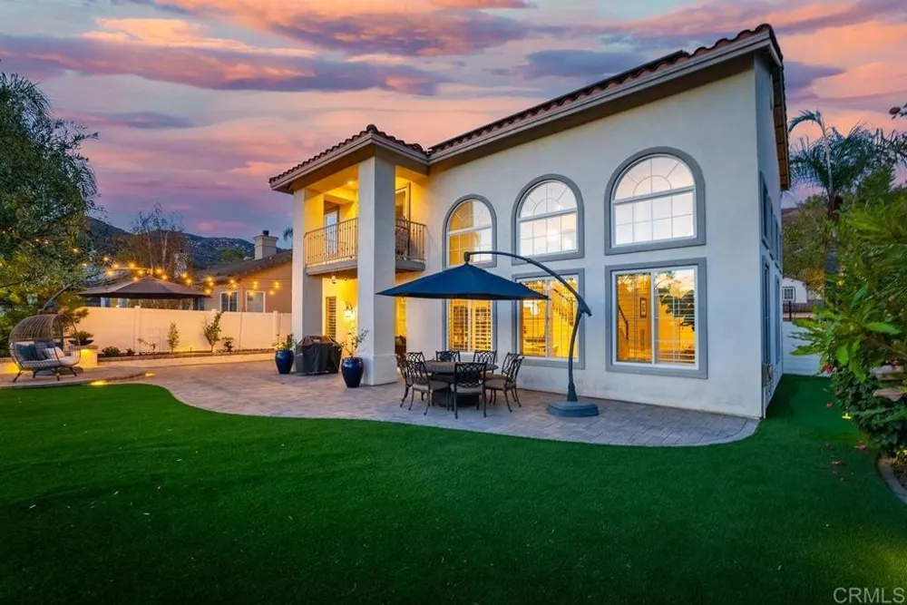 2361 Old Ranch Rd Escondido, CA 92027