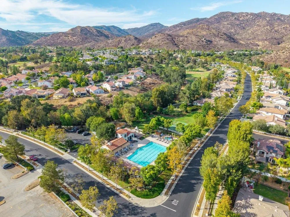 2361 Old Ranch Rd Escondido, CA 92027