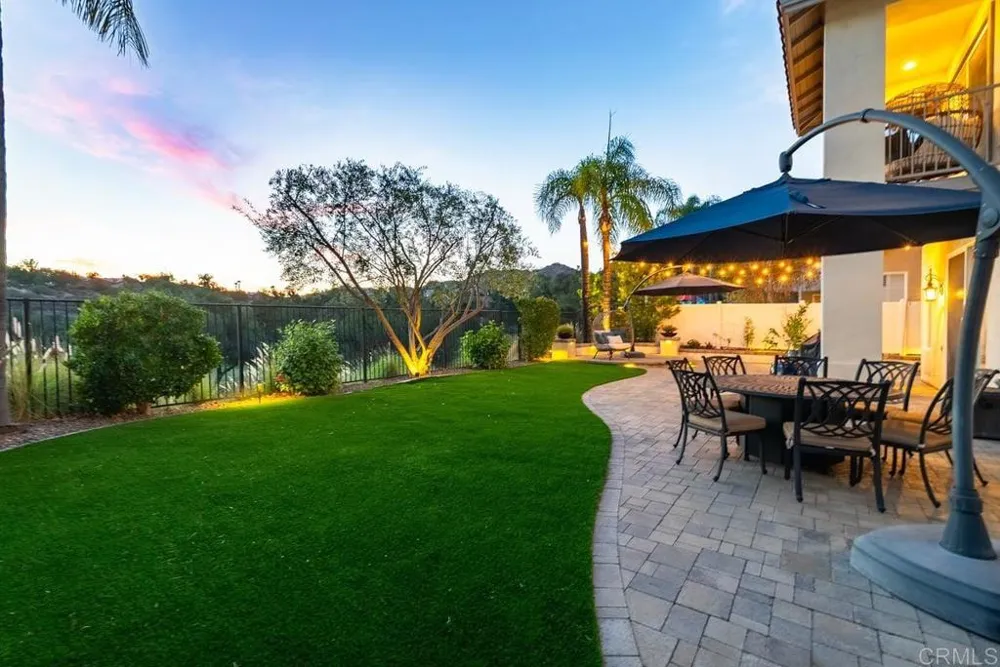 2361 Old Ranch Rd Escondido, CA 92027
