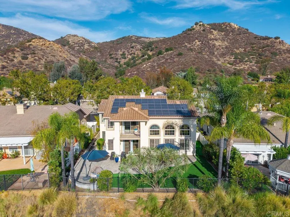 2361 Old Ranch Rd Escondido, CA 92027