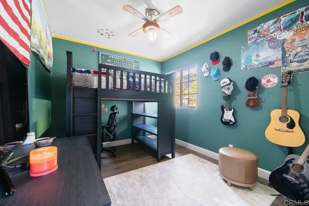 2361 Old Ranch Rd Escondido, CA 92027