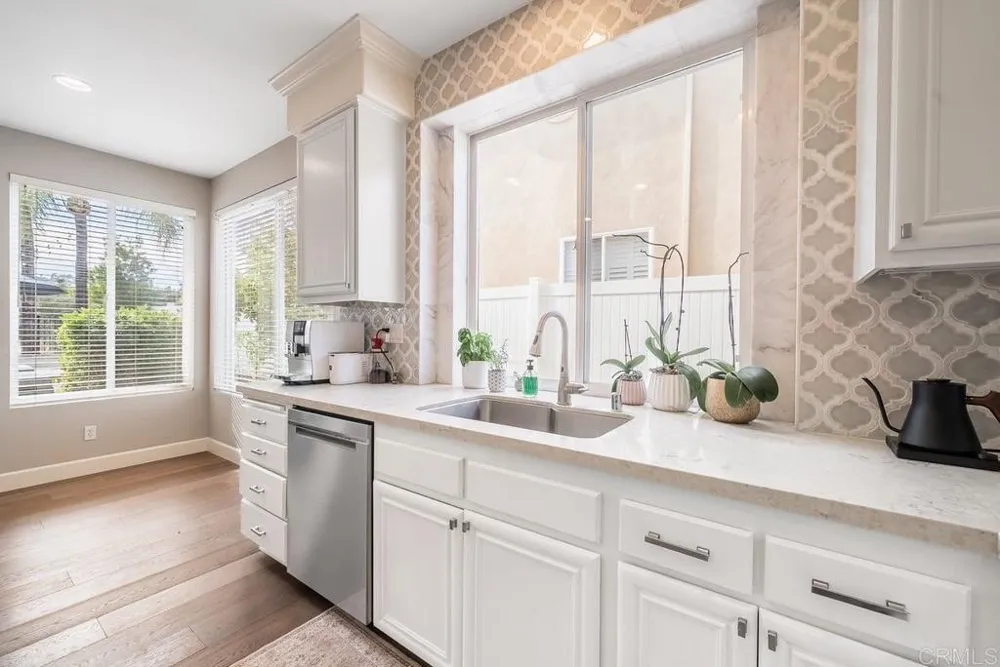2361 Old Ranch Rd Escondido, CA 92027