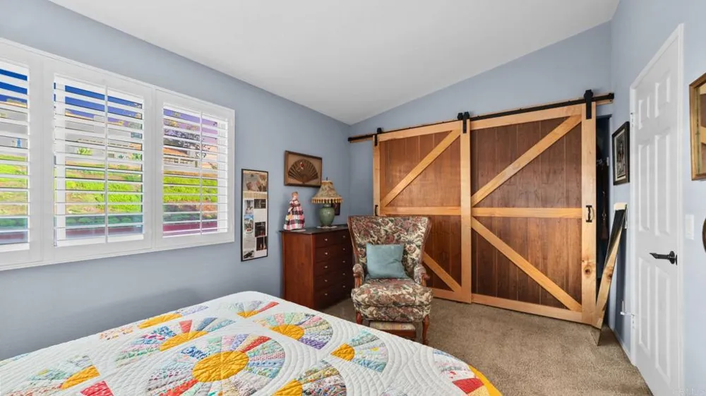 6854 MAPLE LEAF DR Carlsbad, CA 92011