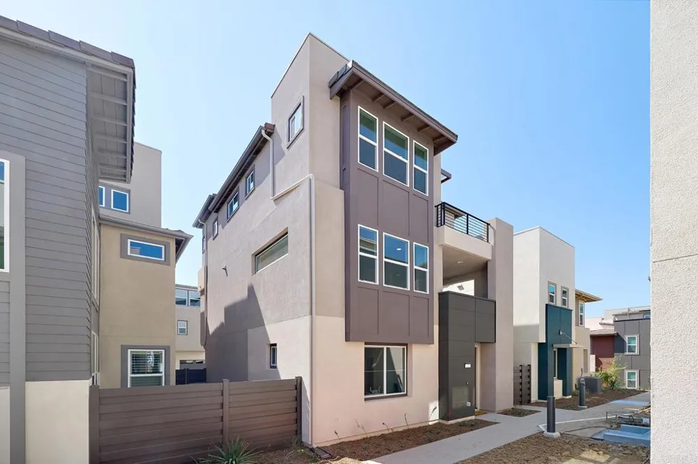 472 Gadget Road San Marcos, CA 92078