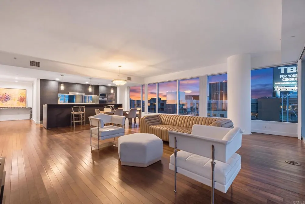 6250 Hollywood Boulevard #12H Los Angeles, CA 90028