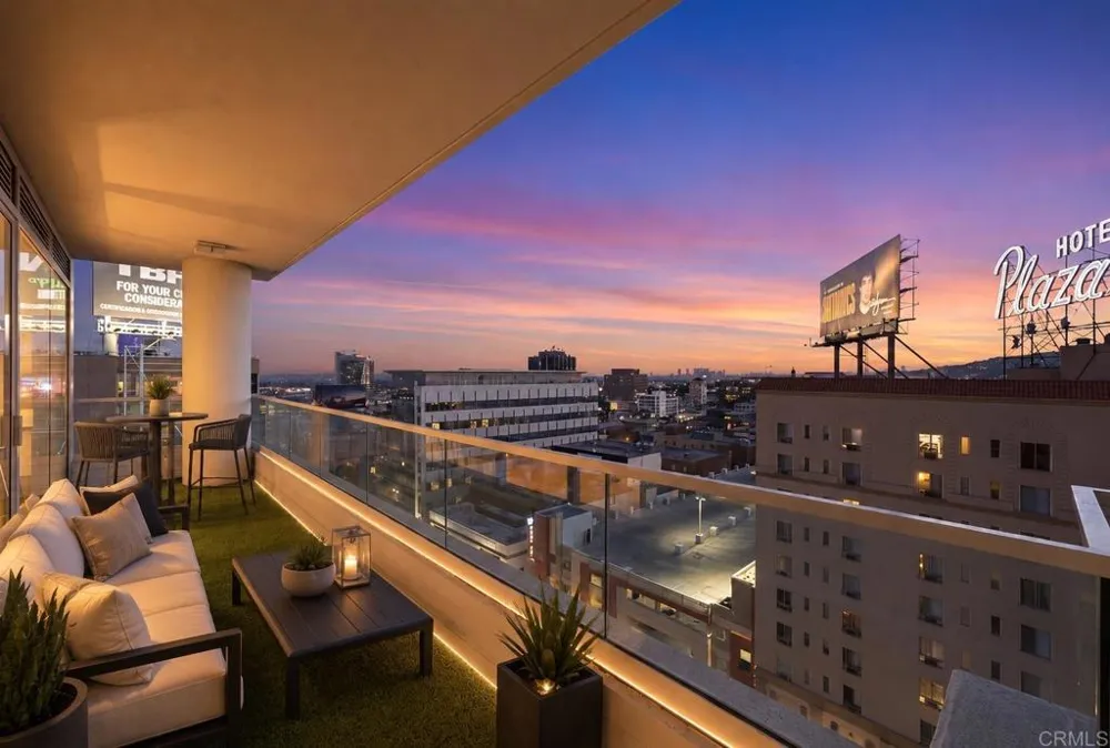 6250 Hollywood Boulevard #12H Los Angeles, CA 90028