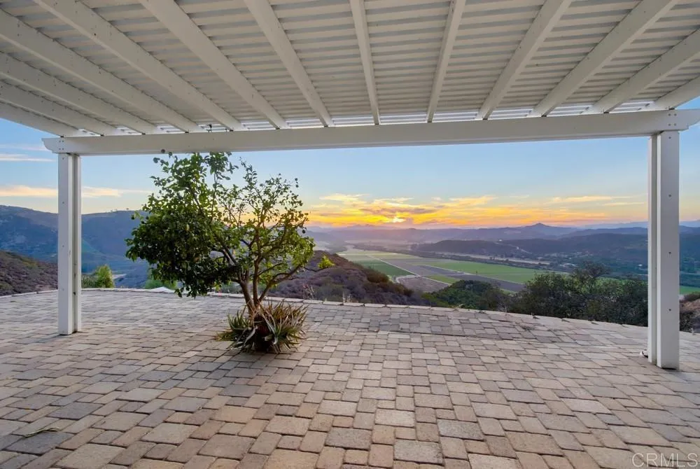 16850 Old Survey Road Escondido, CA 92025