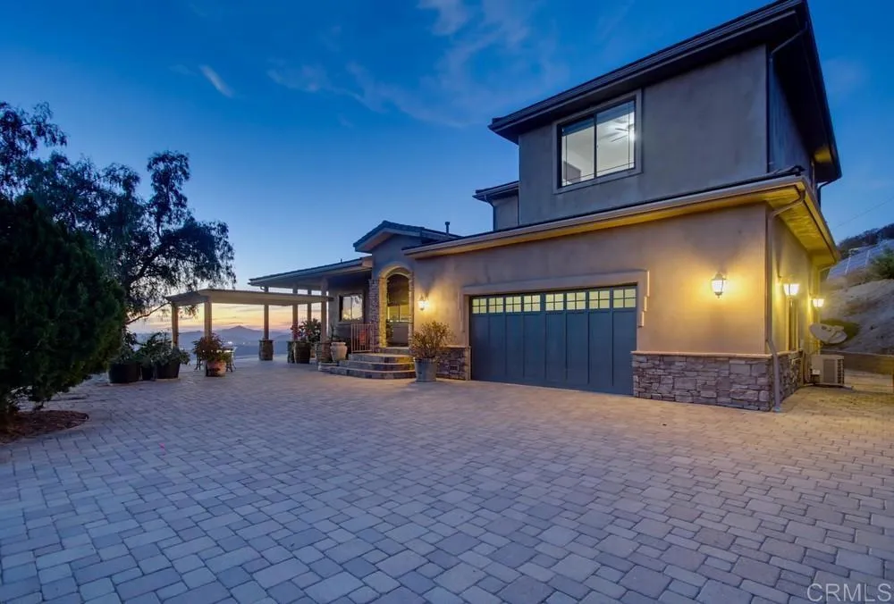 16850 Old Survey Road Escondido, CA 92025
