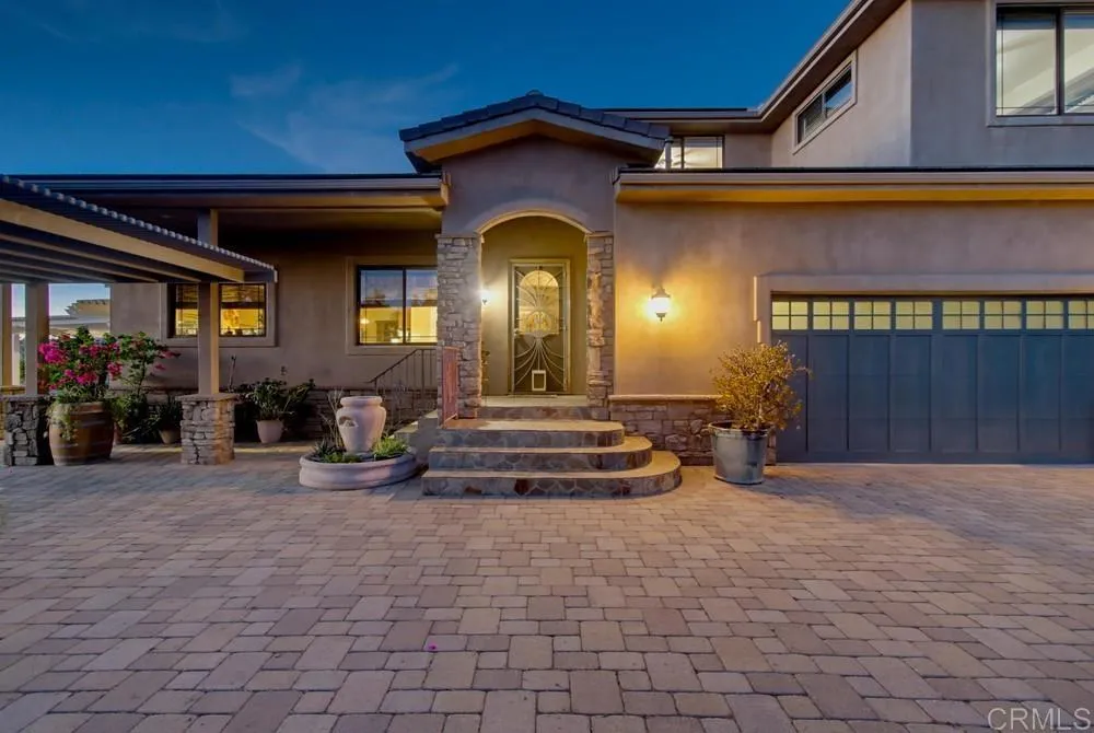 16850 Old Survey Road Escondido, CA 92025