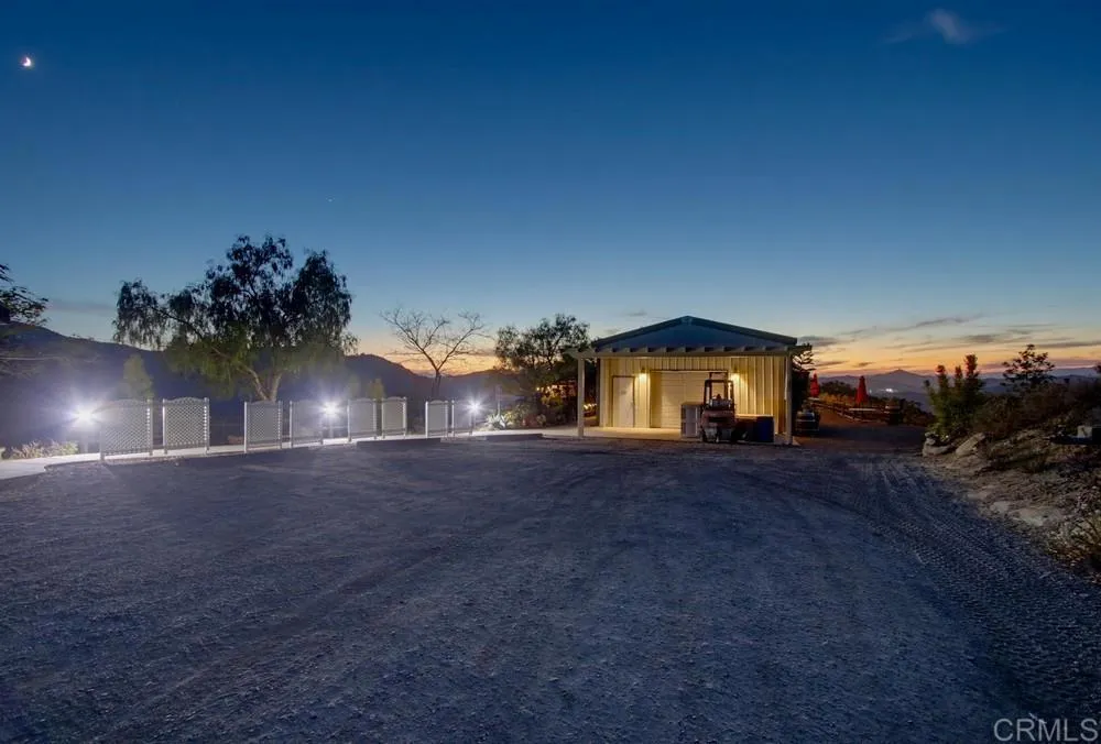 16850 Old Survey Road Escondido, CA 92025