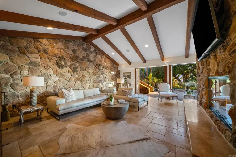 Address Not Shown Encinitas, CA 92024