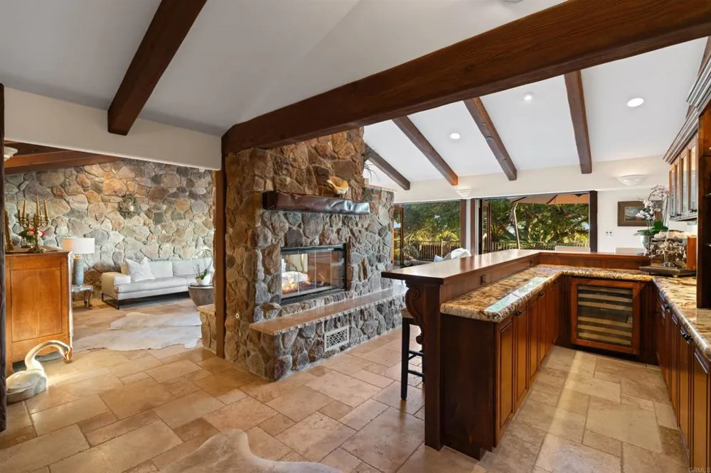 Address Not Shown Encinitas, CA 92024
