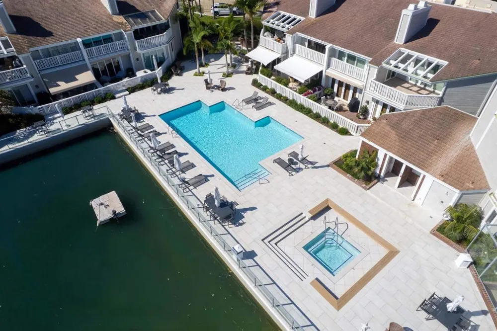 1022 Bayside #510 Newport Beach, CA 92660