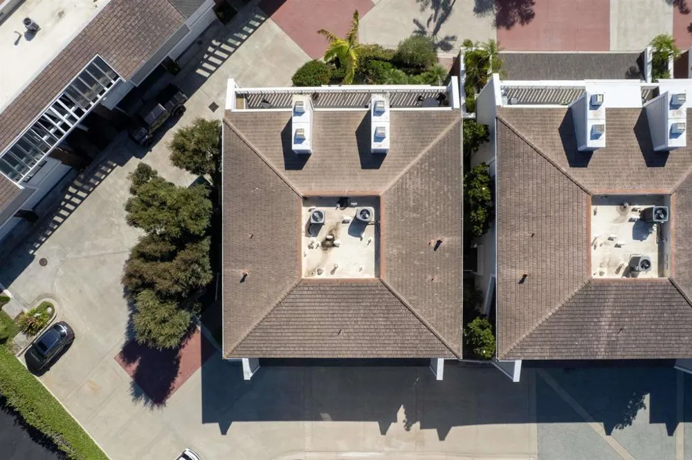 1022 Bayside #510 Newport Beach, CA 92660