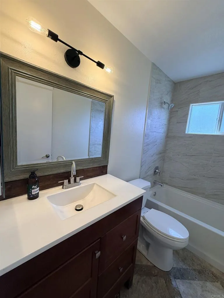 13849 Olive Park Poway, CA 92064
