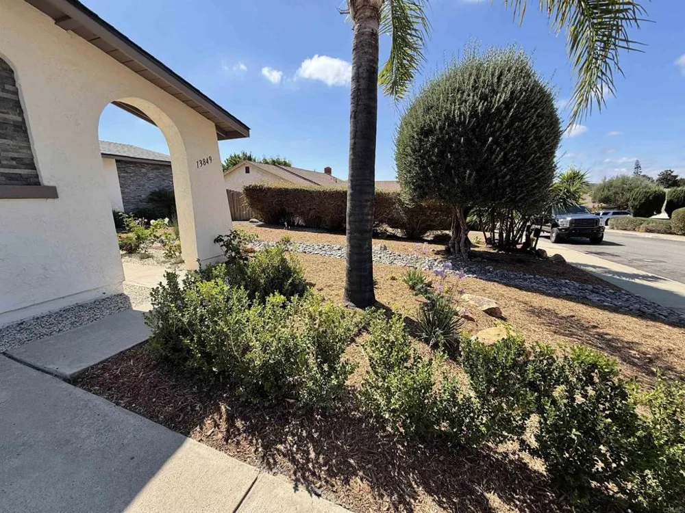 13849 Olive Park Poway, CA 92064