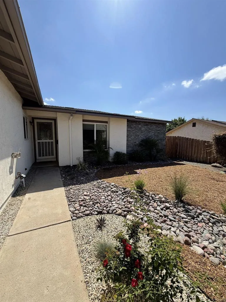 13849 Olive Park Poway, CA 92064