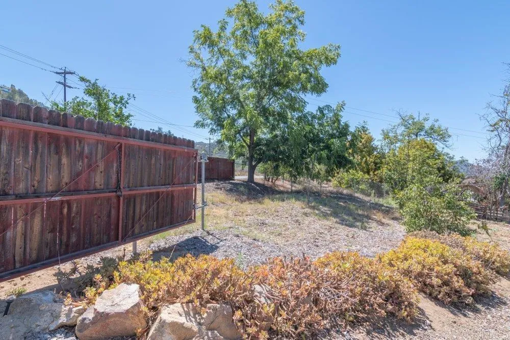 5741 Rainbow Heights Road Fallbrook, CA 92028
